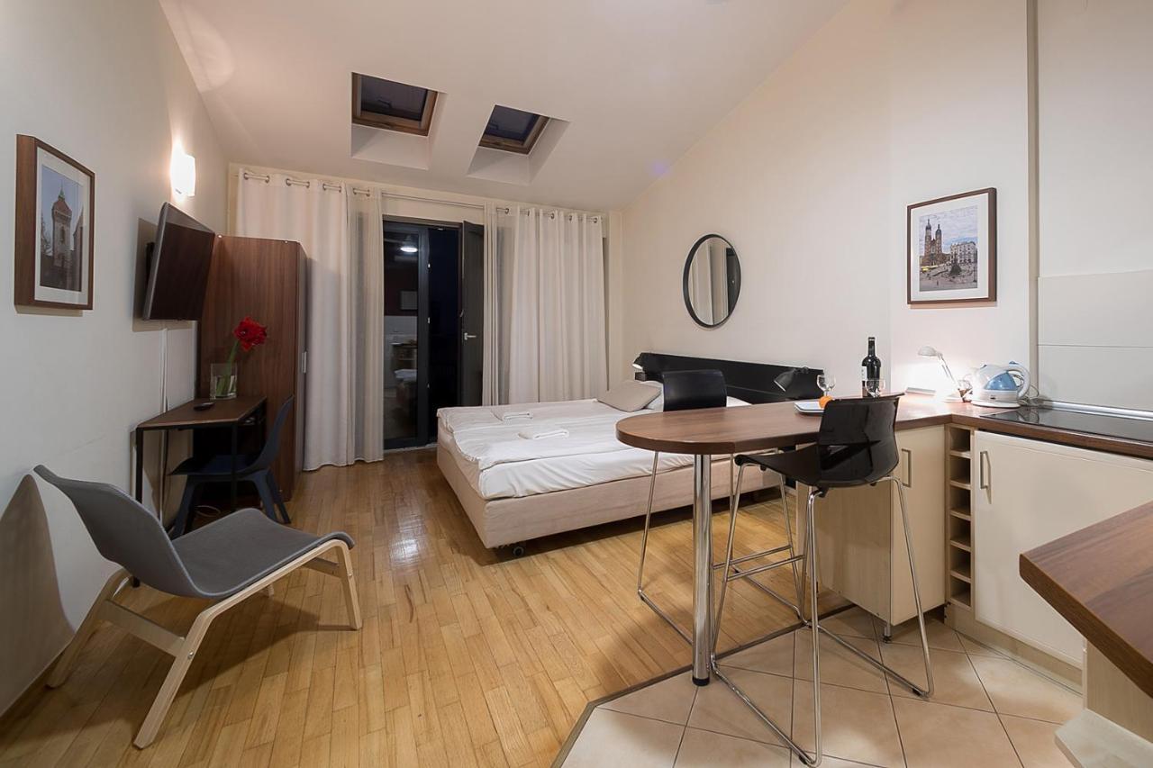 Main Square Studio With Terrace & Air Condition Cracóvia Exterior foto