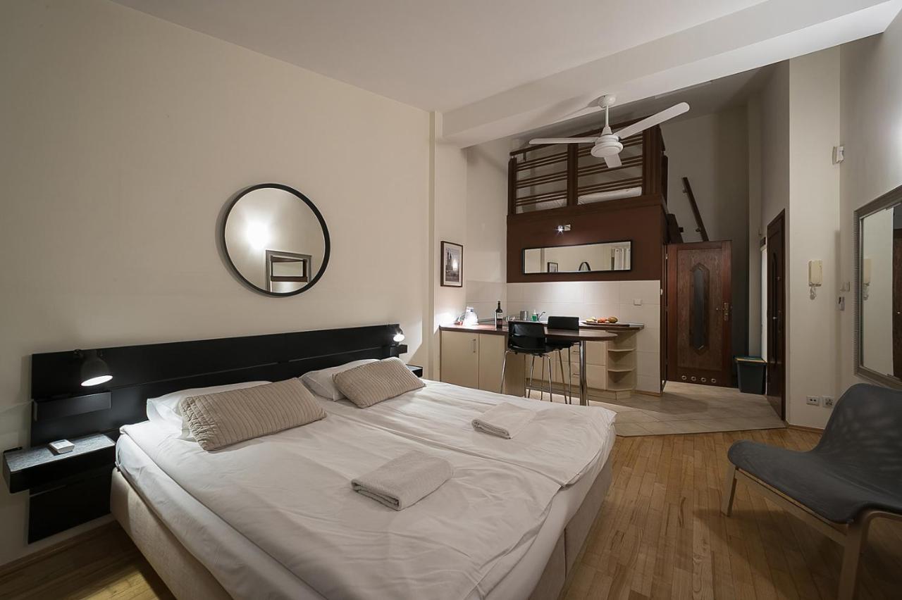 Main Square Studio With Terrace & Air Condition Cracóvia Exterior foto